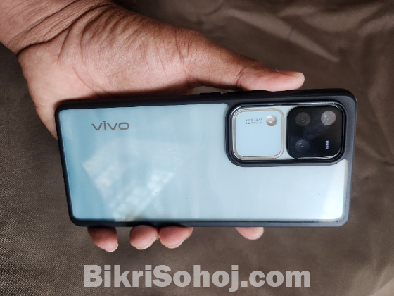 Vivo v30 pro 5g